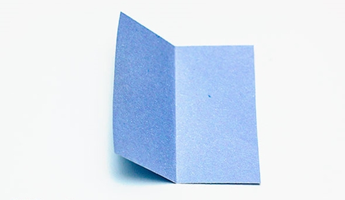 Hogyan készítsünk origami virágot a saját kezünkkel
