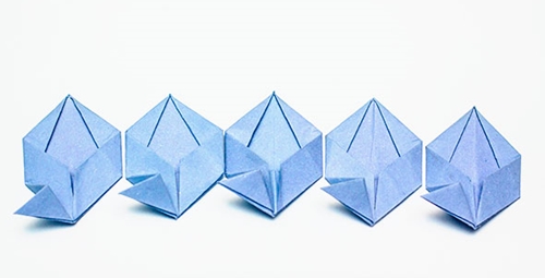 Hogyan készítsünk origami virágot a saját kezünkkel