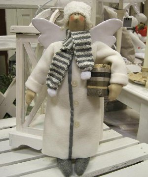 Doll tilde: Karácsonyi angyal a saját kezével Doll tilde: Karácsonyi angyal a saját kezével
