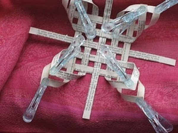 Gyönyörű hópelyhek a 2017-es újévre a saját kezükben papír - diagramok és fotók szakaszaiban. Mesterkurzusok a nagy hópelyhek gyermekeire az origami technikában