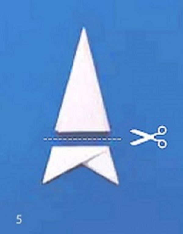 Gyönyörű hópelyhek a 2017-es újévre a saját kezükben papír - diagramok és fotók szakaszaiban. Mesterkurzusok a nagy hópelyhek gyermekeire az origami technikában