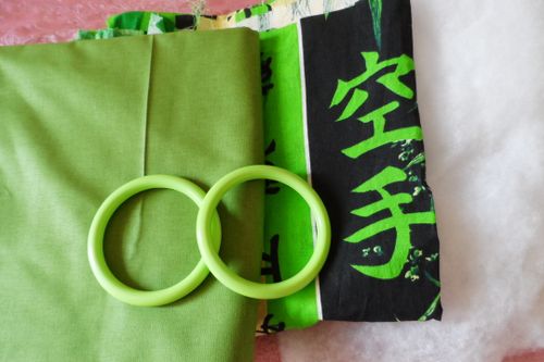 Sling a saját kezű gyűrűkkel Sling a saját kezű gyűrűkkel