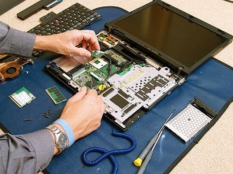 Melyik a jobb: egy tabletta vagy laptop?