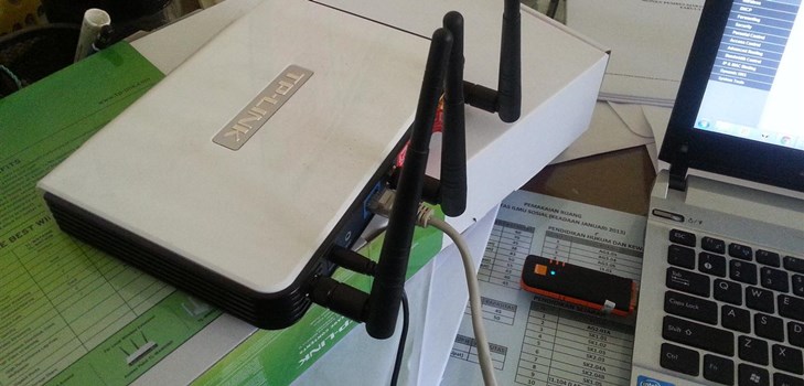 Hogyan lehet az internetet WiFi segítségével terjeszteni egy laptopról?
