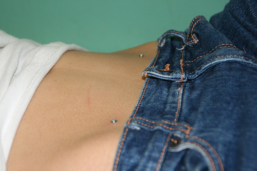 Mikrodermális piercing: mikrodermabrák készítése (fotó)