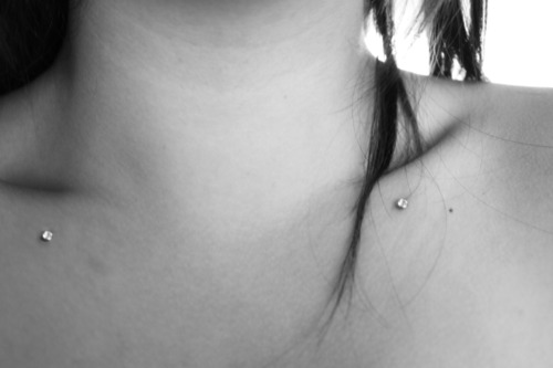 Mikrodermális piercing: mikrodermabrák készítése (fotó)