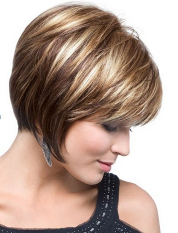 Haircutok egy kerek arcra egy fotóval