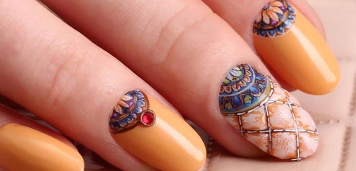 Fényes és kreatív: TOP-3 tavaszi design az E. Mi-Manicure-től