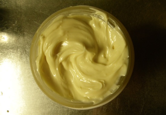 Védő krém bársonyos bőrre - otthoni recept