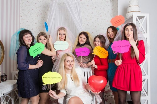 Eredeti menyasszonyi party a menyasszonyoknak: ötletek és szkriptek