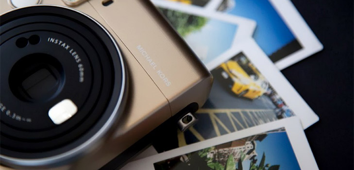 Divat kamera: Michael Kors X Fijifilm Instax Mini 70
