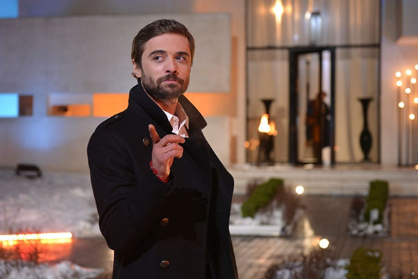 Ki nyerte meg a bemutatót Bachelor 5