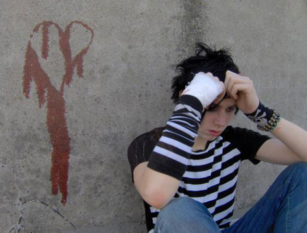 Ki az emo? Ki az emo?