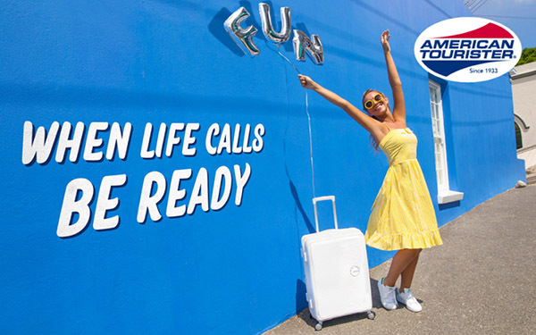 Nyár az úton: fényes bőröndök az American Tourister Soundbox-szal