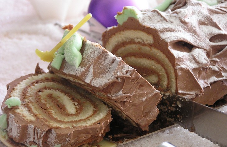 Karácsonyi bokor Bush Noël: egy recept egy fotóval. Hogyan kell főzni egy újévi Bush de Noel naplóját, recept lépésről lépésre