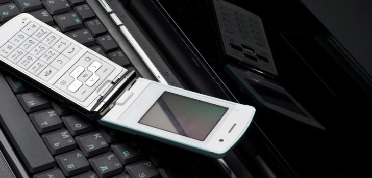telefon a laptopon