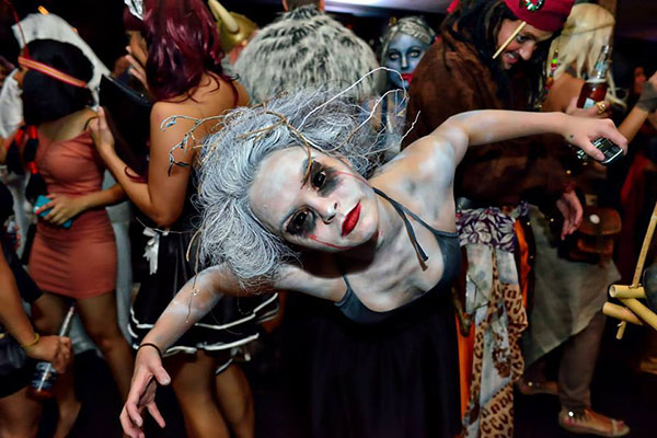 Jó szórakozást és vidáman ... Mindenszentek napja: hol és hogyan találkozzunk Halloween 2016-ban