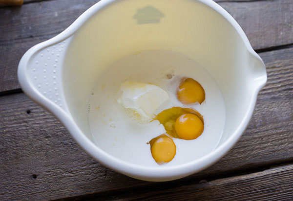 Ínyenc recept: pirítós krémes mártással