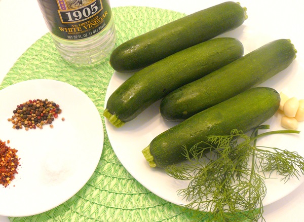 Fűszeres cukkini koreai - a legszebb recept télre
