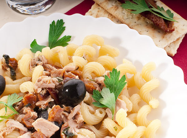 Recept a finom tésztához fűszeres tonhal