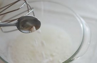 Hogyan főzzük a meringust, egy finom receptet egy fotóval