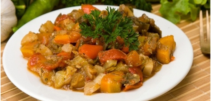 zöldségpörkölt