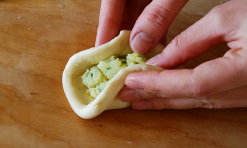 Hogyan sütjük a burgonyát a sütőben - lépésről lépésre fotó recept Fénykép egy recept a burgonya
