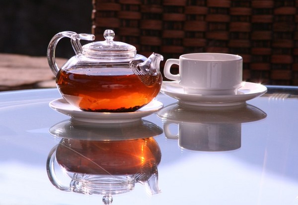 Hogyan gyűjtsük össze, szárítsuk meg és készítsük Ivan tea otthon