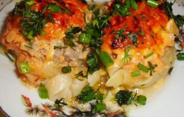 Mennyire ízletes a fészkek főzni: egy recept a "Capellini" vagy a "Tagliatelle" számára az IKFA-tól
