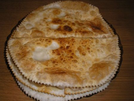 Kaukázusi torta hússal Kaukázusi torta hússal