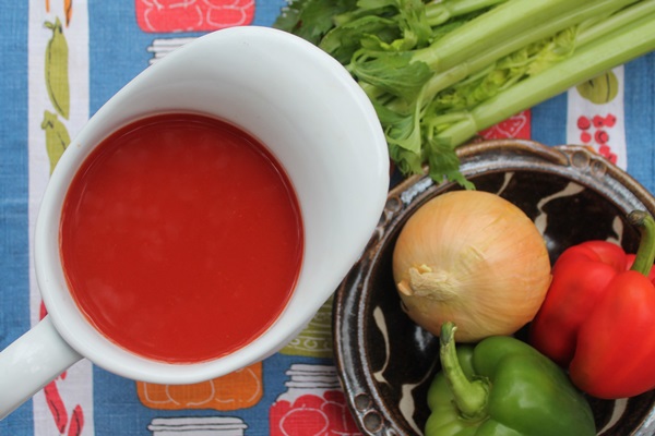 Ketchup saját kézből paradicsomból: lépésről-lépésre receptek a betakarításhoz a télen