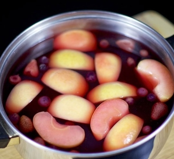 Komárom az aratóval ashberry-ből