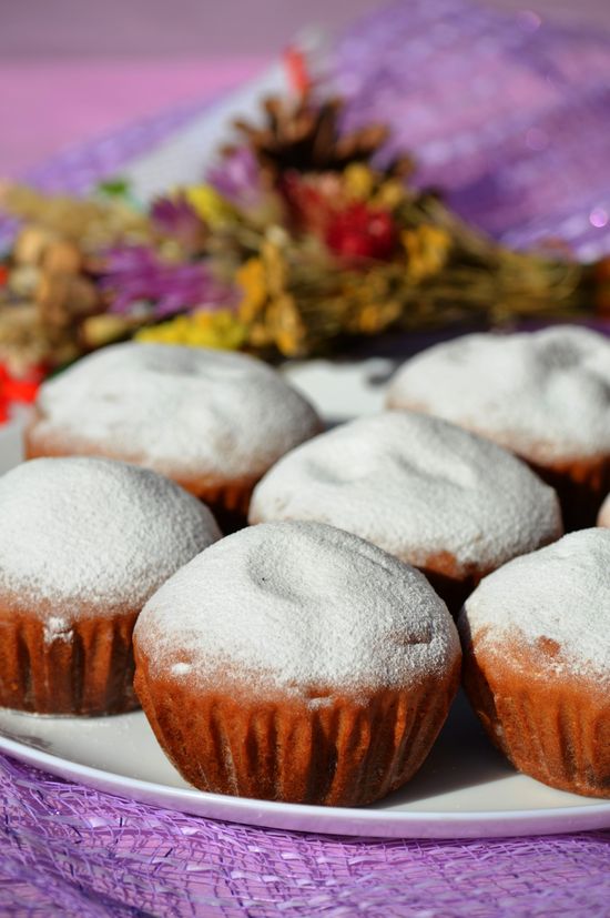Step-by-step recept a szilvafélékhez készült muffinokhoz