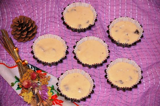 Step-by-step recept a szilvafélékhez készült muffinokhoz