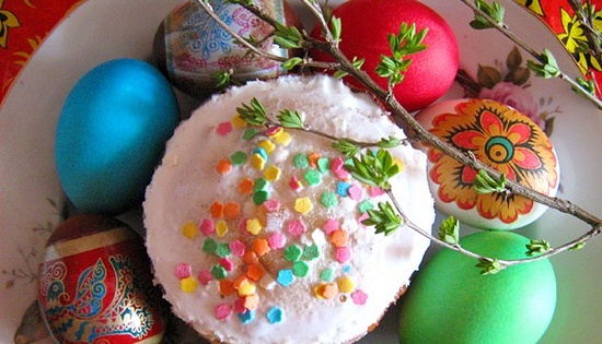 Hogyan főzzük húsvéti torta otthon, egy recept egy fénykép