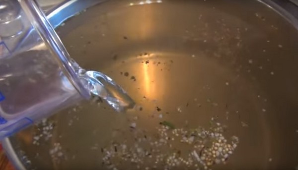 Paradicsom fokhagymával télen, receptek. A télen fokhagymával készült paradicsom betakarítása: a gyors főzés receptje sterilizálás nélkül, fürdés nélkül sózva