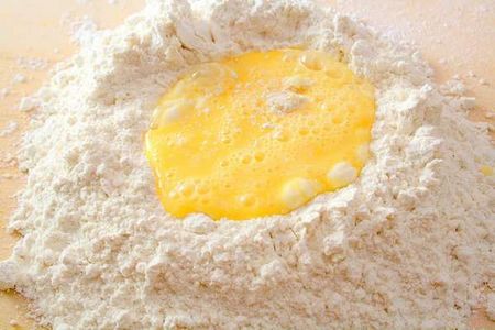 Lépésenkénti recept a khinkali számára és hasznos tippek Lépésenkénti recept a khinkali számára és hasznos tippek