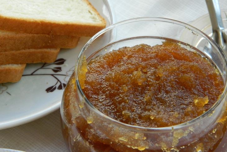 Gyümölcsdzsem almából a télen a multivarkban: fotó recept az almás lekvárért