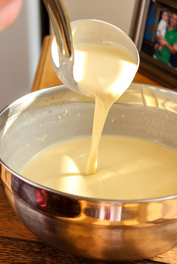 A Pancake Day 2017-es palacsinta eredeti receptjei lépésről lépésre a képen: tejjel, kefiren, élesztőn, minden ízléssel