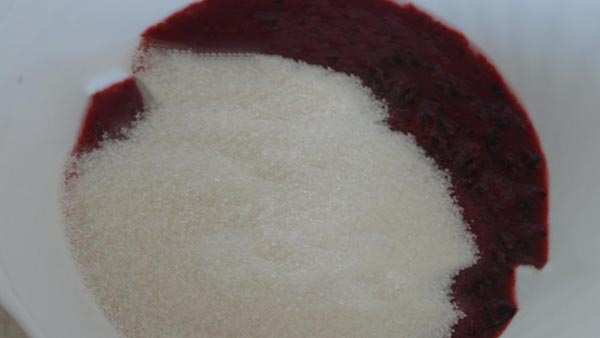 Rizs cukorral télen főzés nélkül, Pyatiminutka, fagyasztva. Currant recept, télen cukorral (hűtőszekrény nélkül)