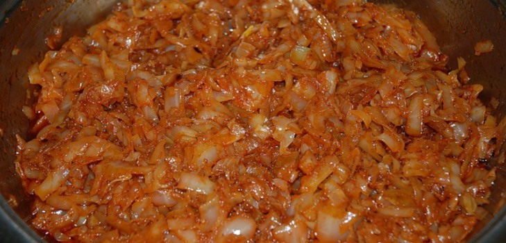 káposzta pörkölt