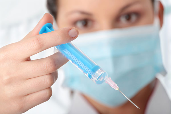 Az influenza 2016-2017: a virológusok megjósolják, hogy vírust várnak ezen a télen. Az influenza tünetei és kezelése felnőtteknél és gyermekeknél