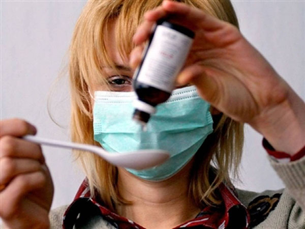 Az influenza 2016-2017: a virológusok megjósolják, hogy vírust várnak ezen a télen. Az influenza tünetei és kezelése felnőtteknél és gyermekeknél