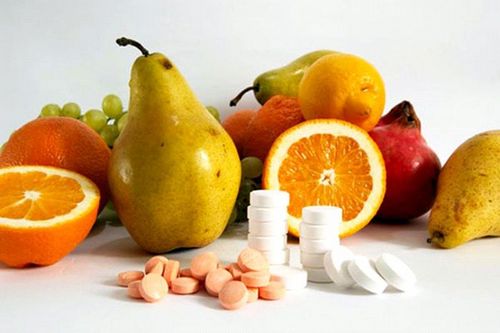Vitaminok a szemekhez: cseppekben és tablettázva